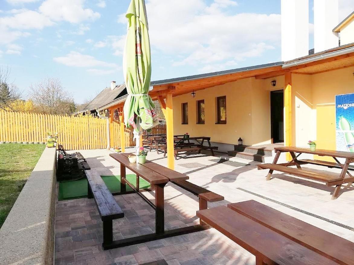 Prazdninovy Dum Sloup - Sloup V Cechach Hotel ภายนอก รูปภาพ